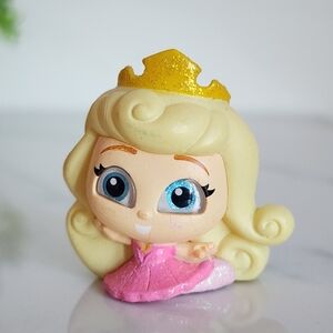 ✨️💗👑Disney Doorables Aurora Mini Sleeping Beauty Pink Dress Glitter Crown